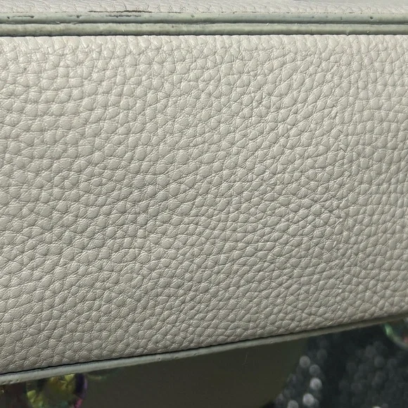 Kenzie Creme Pebbled Leather Double Zip Guitar Strap Crossbody Approx 8x4.5 x 3 - Picture 14 of 17